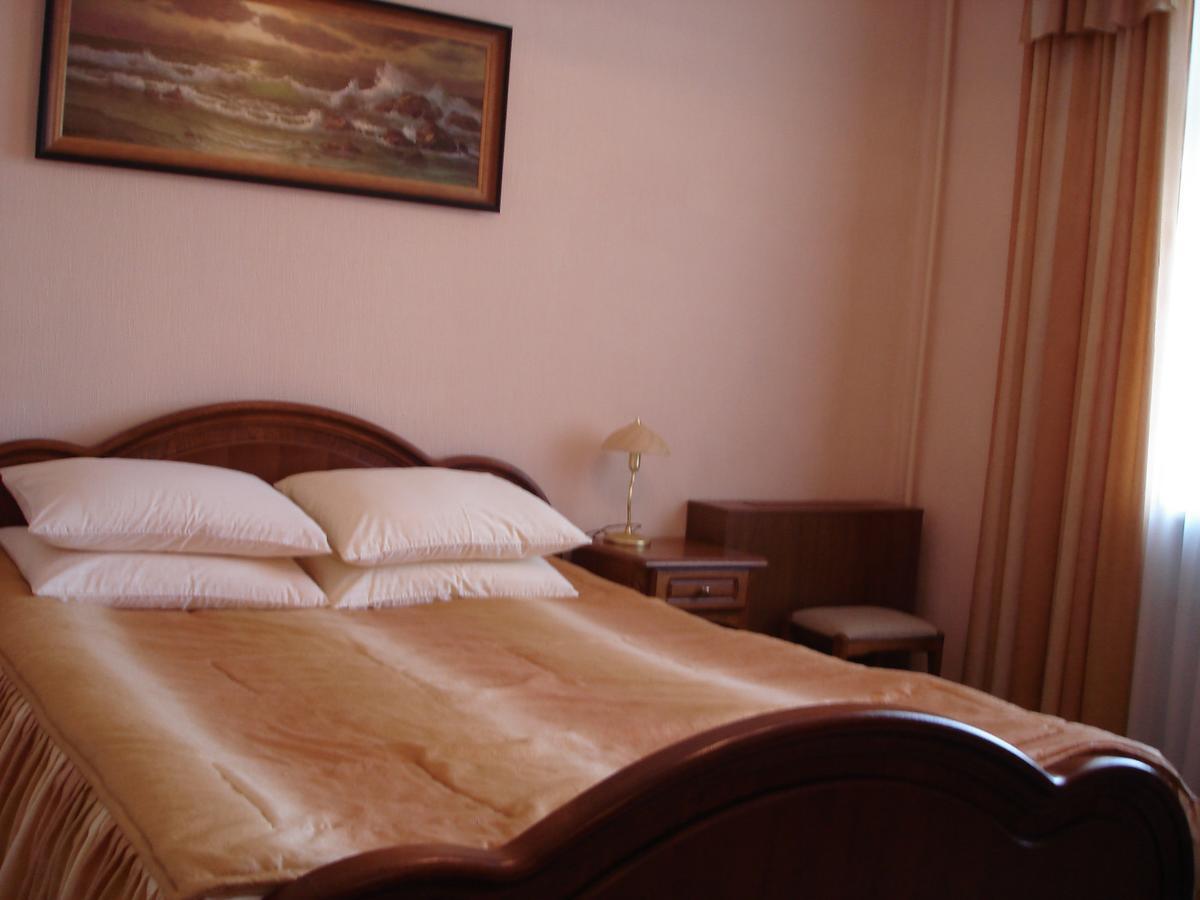 Ooo Hotel Complex Evropa Κιροβοχράντ Εξωτερικό φωτογραφία