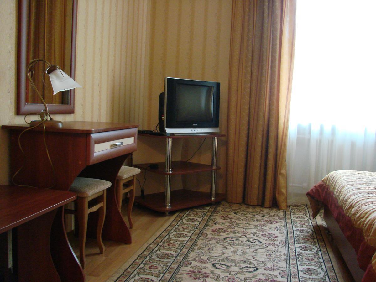 Ooo Hotel Complex Evropa Κιροβοχράντ Εξωτερικό φωτογραφία